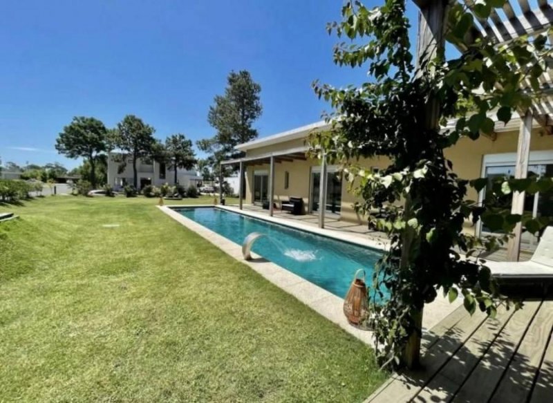 Casa en Venta en San Rafael San Rafael, Maldonado