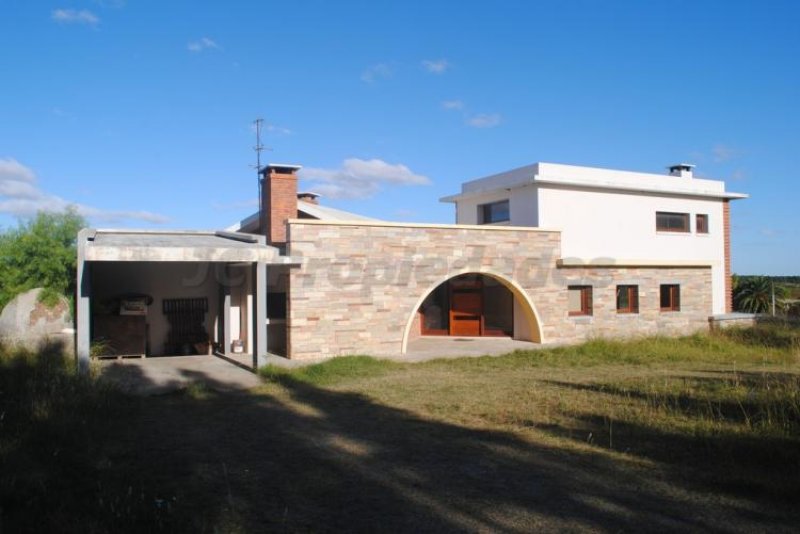 Foto Country en Venta en Colonia del Sacramento, Colonia - COV3665 - BienesOnLine
