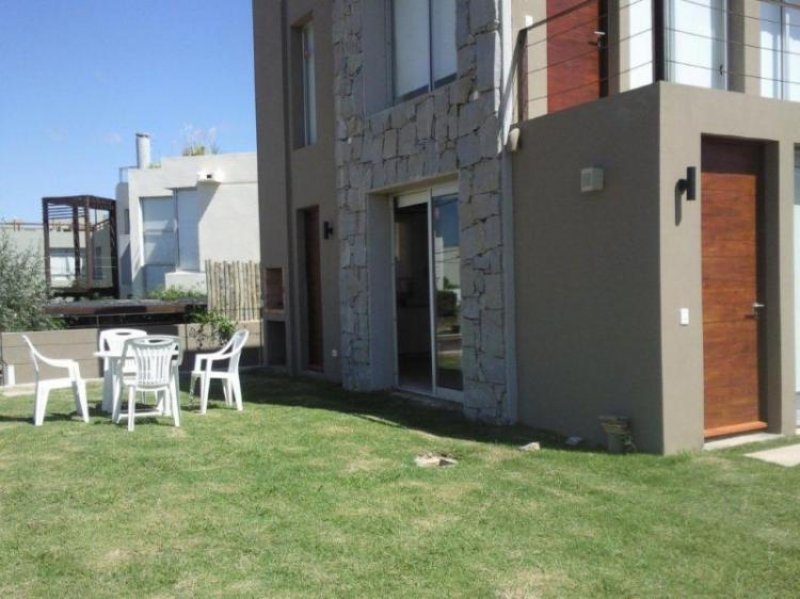 Apartamento en Alquiler por temporada en  Manantiales, Maldonado