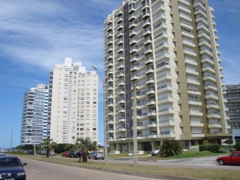 Apartamento en Alquiler por temporada en  Punta del Este, Maldonado