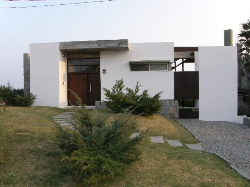 Foto Casa en Venta en Altos de Punta Piedras, Maldonado - U$D 645.000 - CAV2167 - BienesOnLine