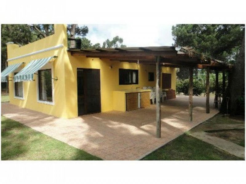 Foto Casa en Venta en Rincón del Indio, Punta del Este, Maldonado - U$D 235.000 - CAV6272 - BienesOnLine