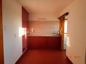 SAN CARLOS. VENDO APTO. 2 DORM. EDIFICIO PROXIMO AL CÉNTRICO