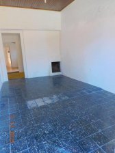 Vendo casa, 1 dorm. Con patio, en linda zona de San Carlos.